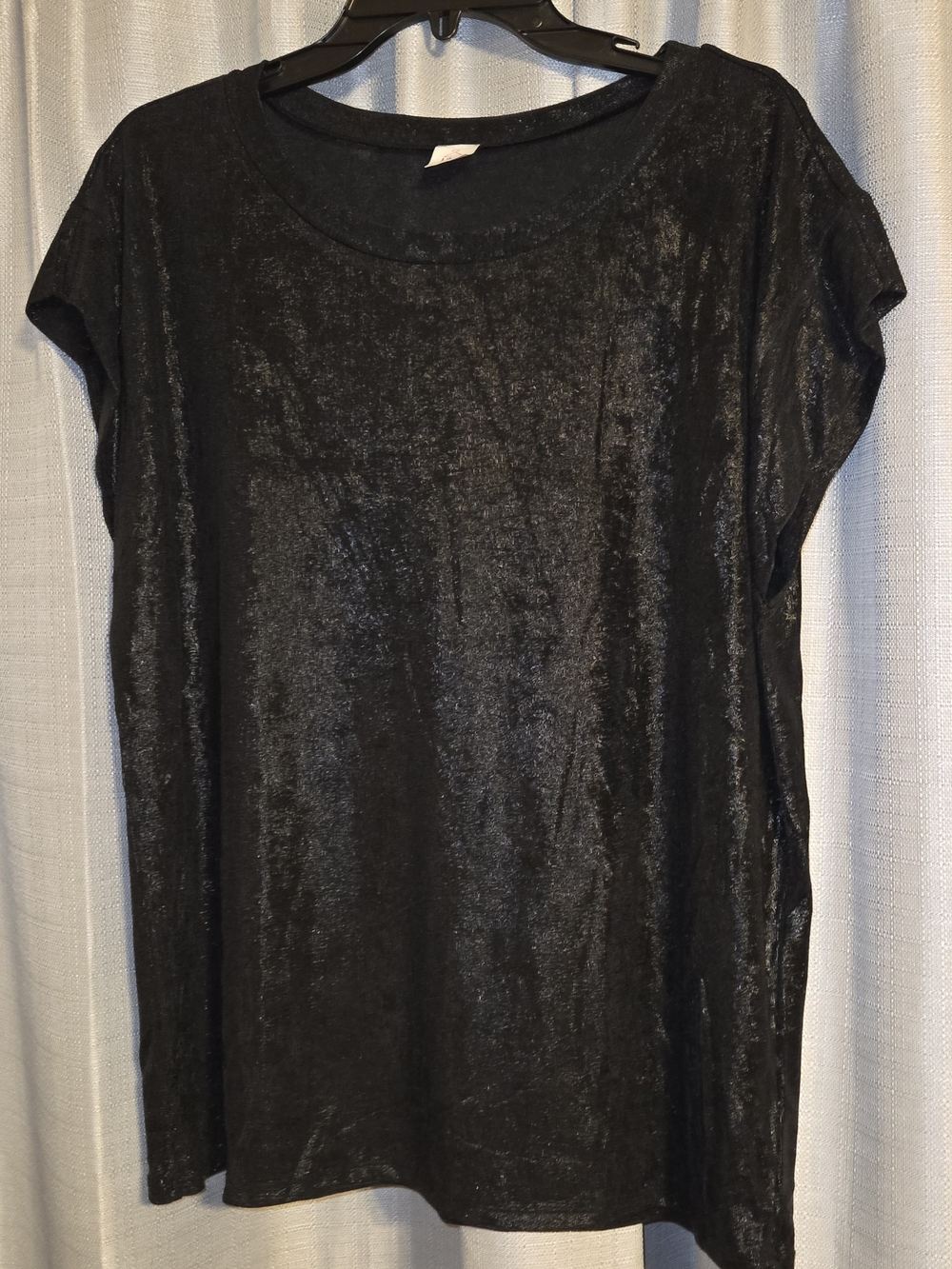 New Like Love Black Touch Of Shimmer Metallic Top Size Large